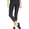 Amazon Essentials Women's Elastic Waist Performance Capri Legging, Black,