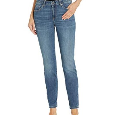 Amazon Essentials Women's Mid-Rise Curvy Skinny Jean, Medium Wash, 10